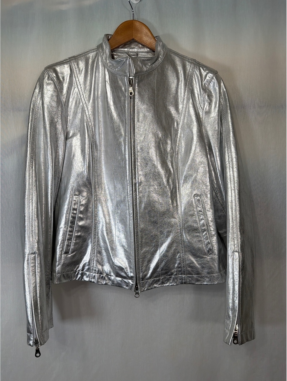 Wilsons Leather Maxima Metallic Silver Leather Jacket Women's Large